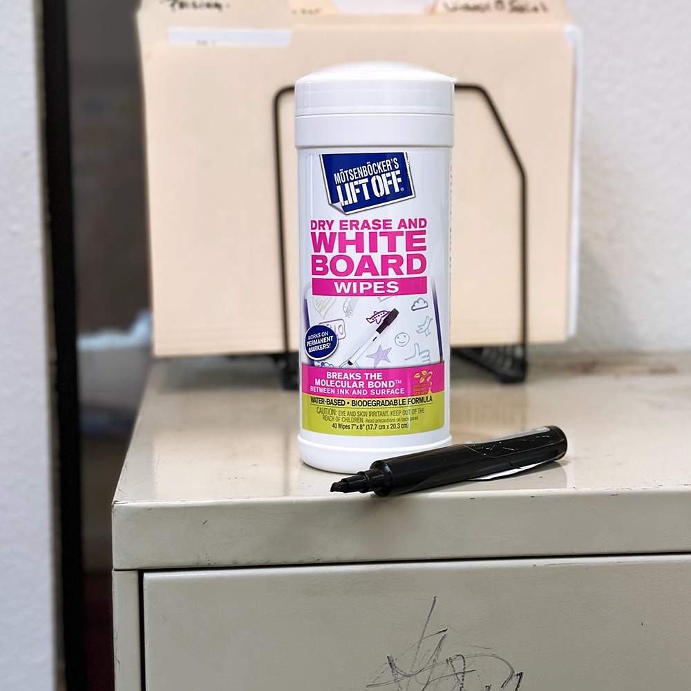 
                  
                    Lift Off Dry Erase White Board Cleaning Wipes
                  
                